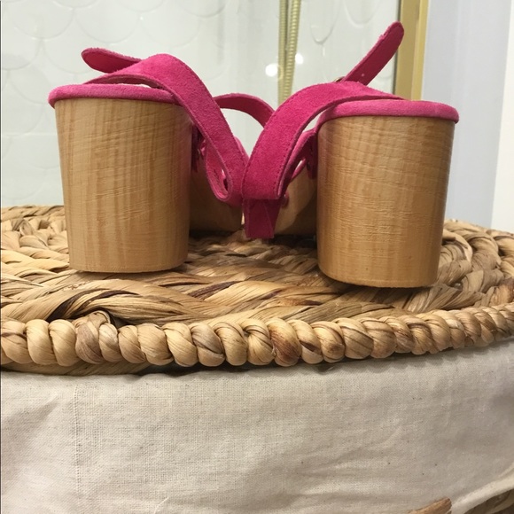 NWOB: Silent D Byron Sandals - Fuchsia - 6.5 - Picture 7 of 11